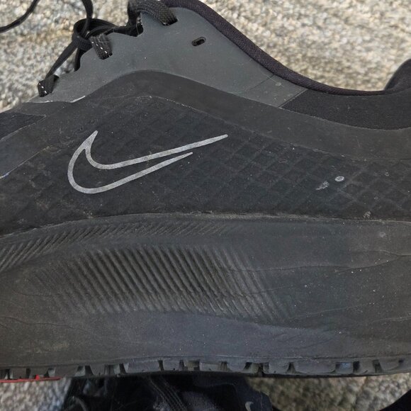 Nike Zoom Gravity 2 Men’s Size 12 Running Shoes Black Athletic Sneakers - Picture 3 of 6